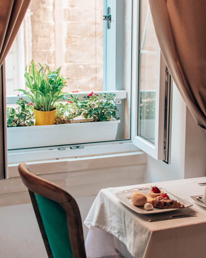 The breakfast room Valletta Lucente