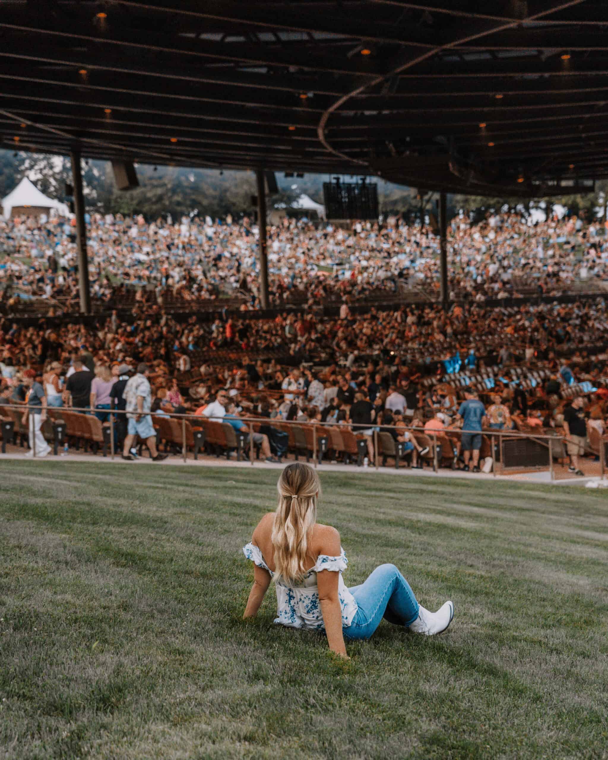 Guide to Bethel Woods Center for the Arts; site of ’69 Woodstock Festival, NY